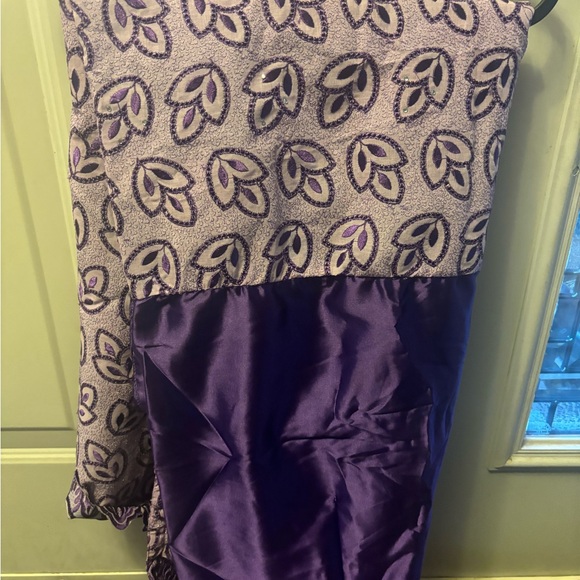 Beautiful African dresses from West Africa. - Picture 12 of 12